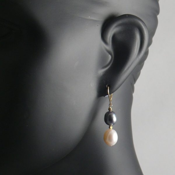 Black and White Drop Pearl Earrings