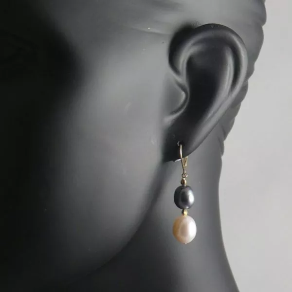 Black and White Drop Pearl Earrings