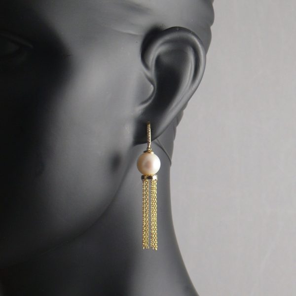 White Pearl and Gold Chain Tassel Earrings