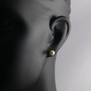 7mm White Pearl stud earrings