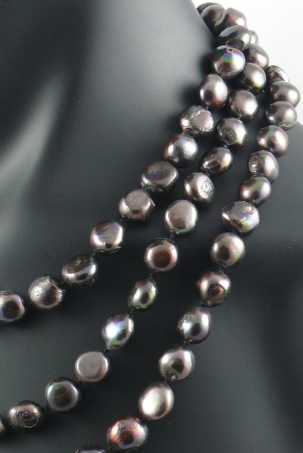 Black Baroque Pearl necklace